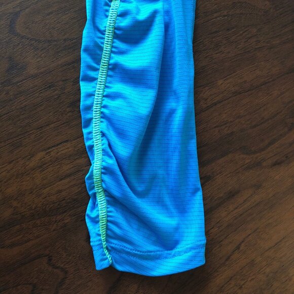 Running Room Fit Wear Long Slv Crew Neck Stripe Top Blue Sz M - no fabric tag - Picture 6 of 15